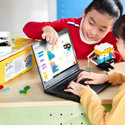 Robot éducatif programmable LEGO Education SPIKE Prime