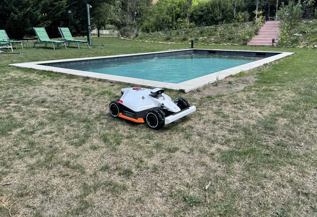 Mammotion LUBA 2 AWD 3000X robot tondeuse 4 roues motrices en test terrain